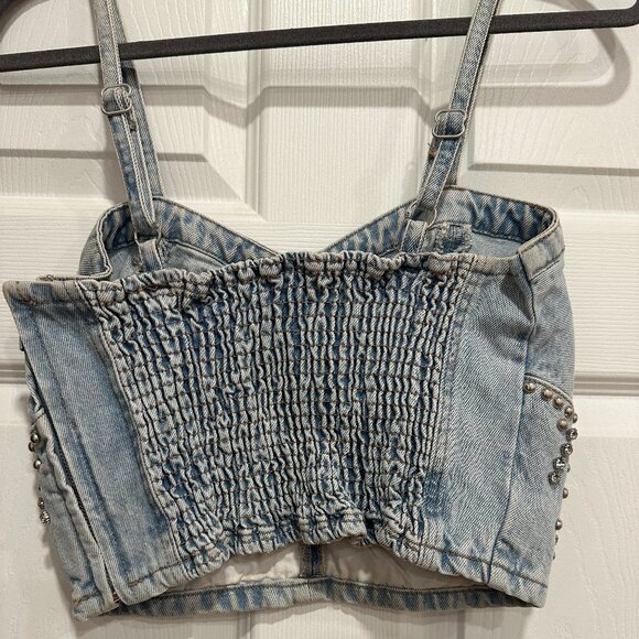Blank NYC Women's Light Wash Starstruck Embellished Denim Crop Top - Picture 2 of 3